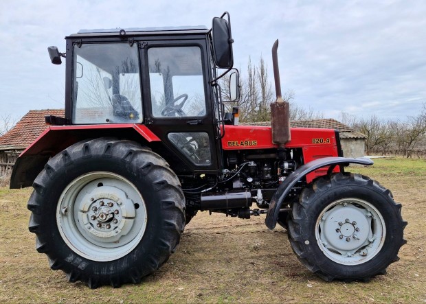 Mtz 820.4 traktor 2013 vjrat 
