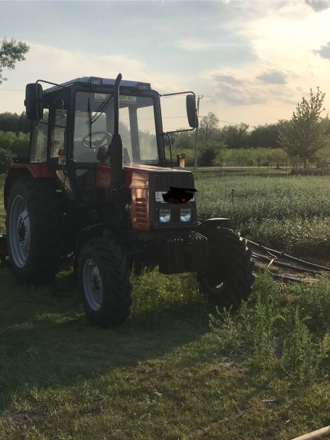 Mtz-820 kevs munkarval elad