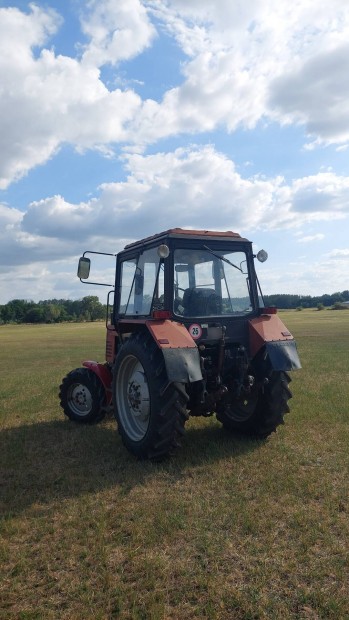 Mtz 820 traktor elad