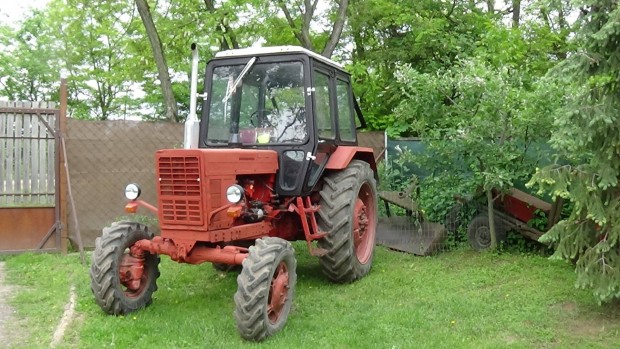 Mtz 82 elad