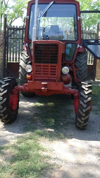 Mtz 82 es elad