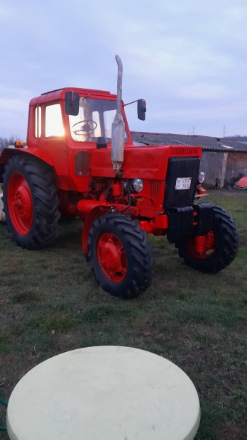 Mtz 82 mszakival