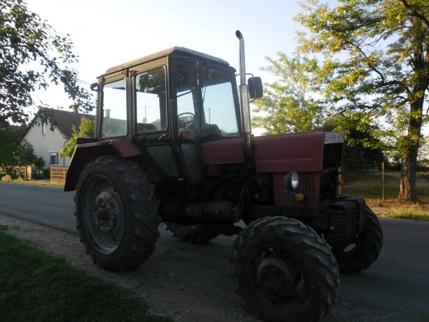 Mtz 82 traktor elad