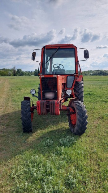 Mtz 82 traktor elad