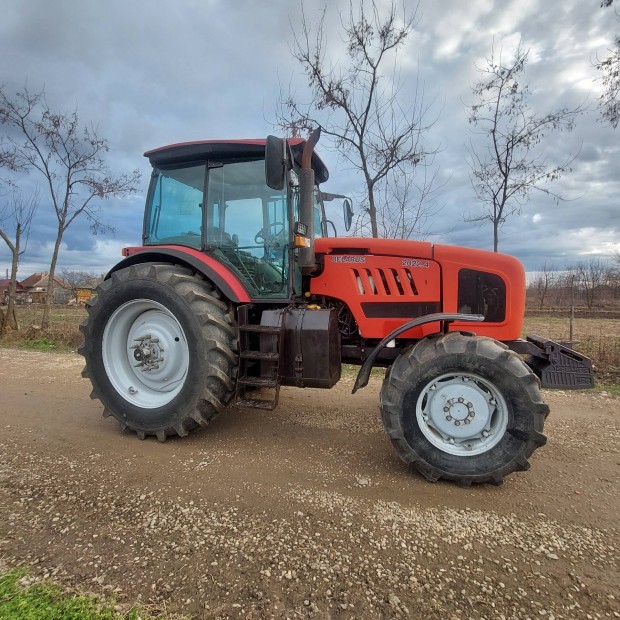 Mtz Belarus 2022.4   225 LE