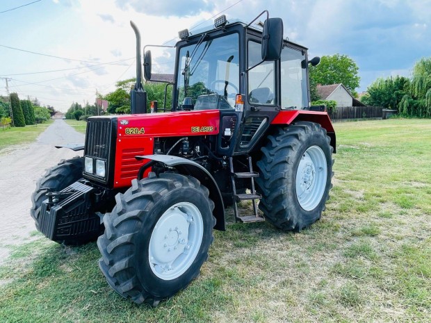 Mtz Belarus 820.4 traktor eladó!