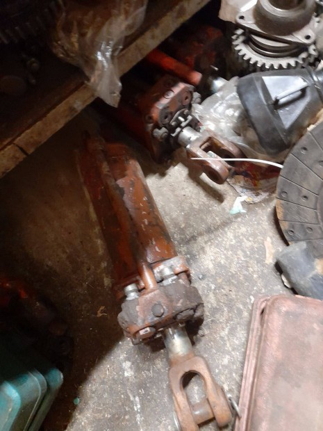 Mtz C100as haszn�lt munkahenger elad�