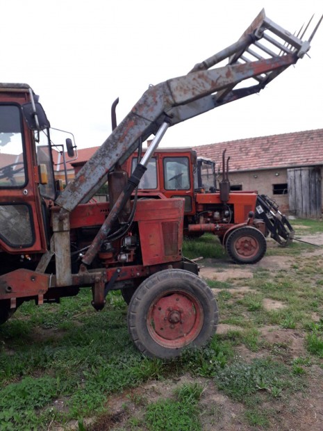 Mtz Homlokrakod