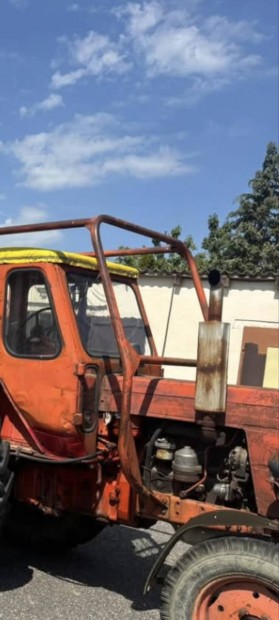 Mtz Kockakipufog dobot keresek! 
