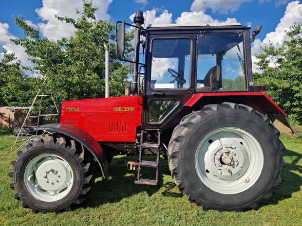 Mtz belarus 820.4 traktor elad 