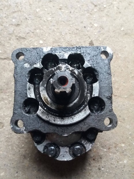 Mtz belarus hidraulika szivatty�