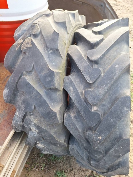 Mtz csillag felni gumival egy�tt P�rban elad� Kecskem�t