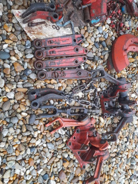 Mtz haszn�l f�ggeszt�s alkatr�sz elad� Zala megye