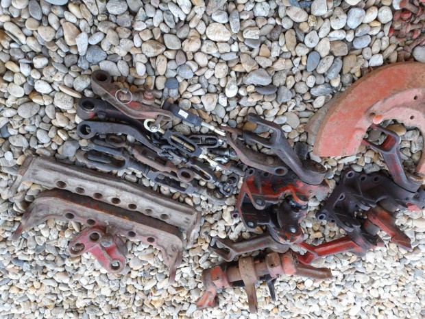 Mtz h�ts� f�ggeszt�s alkatr�sz elad� Zala megye