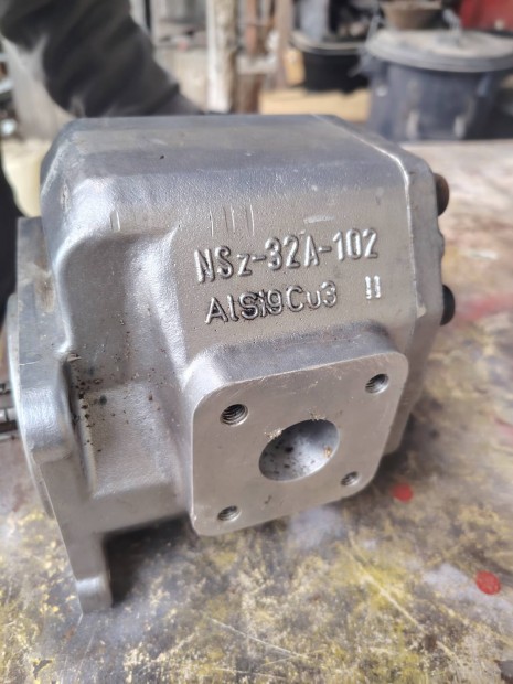 Mtz hidralika szivatty� 