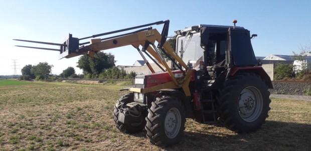 Mtz homlok rakodó eladó jó állapotba van