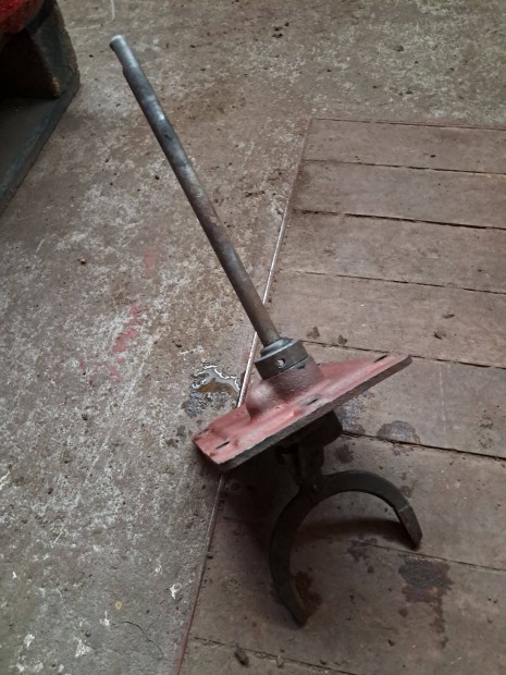 Mtz hossz�karos felez� fed�l