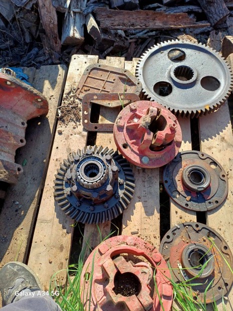 Mtz ker�kagy f�ltengely h�ts�hid