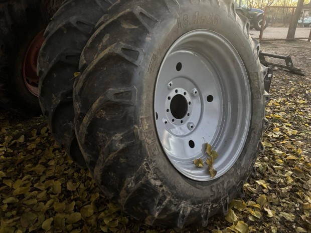 Mtz komplett kerk 18,4 R38 gumi Bkt