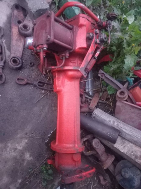 Mtz kormnyoszlop elad 