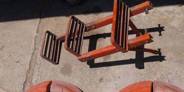 Mtz lépcső gyári