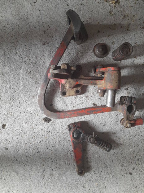 Mtz panorámás régifajta kuplungpedál komplett eladó ár fix