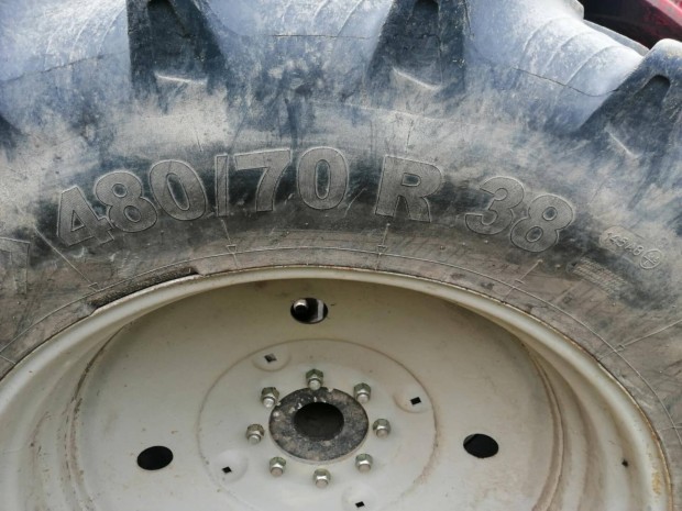 Mtz traktor gumi eladó