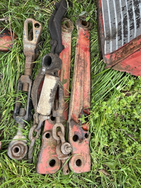 Mtz von�rudak lakatok