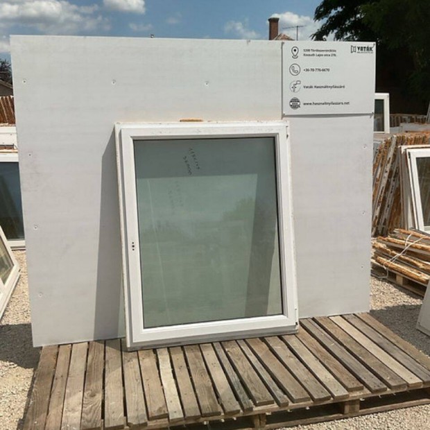 Műanyag ablak 118x145 bukó-nyíló 14 db