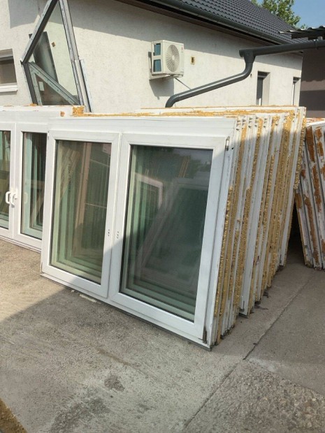 Manyag ablak 182x143 Nyl/buk-nyl 15db