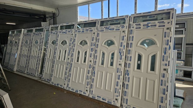 M�anyag ny�l�sz�r�k gy�rt�s�val foglalkoz� c�g keres munkat�rsakat 