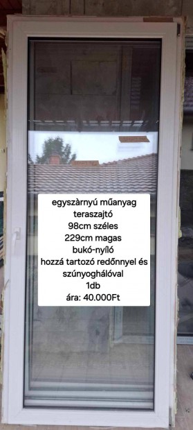 Manyag teraszajt/teraszfal