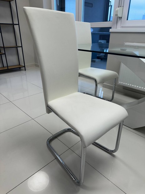 M�b�r �tkez�sz�kek