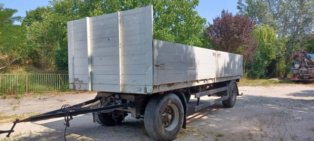 Müeller Mitteltal VA 3 pótkocsi