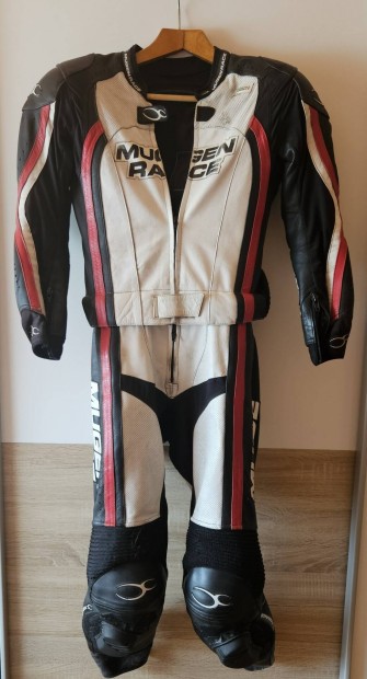 Mugen Race 2 részes protektoros női motoros bőrruha