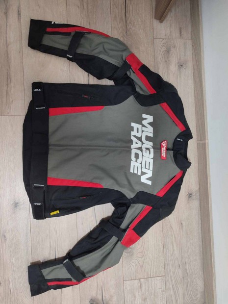 Mugen Race motoros textil kabt