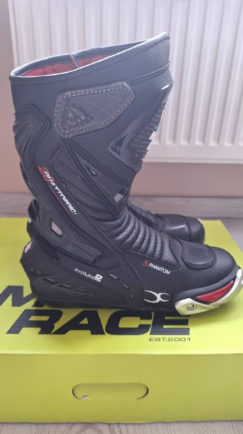 Mugenrace Sphantom 2 motoros csizma Mugen Race t�ra sport 39 �s 42