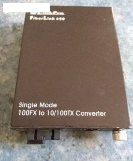 Multimode Fast Ethernet fiber media converter 10/100Base-TX to 100Base