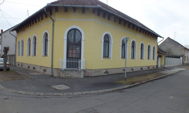 Munk�ssz�ll�s Szombathelyen