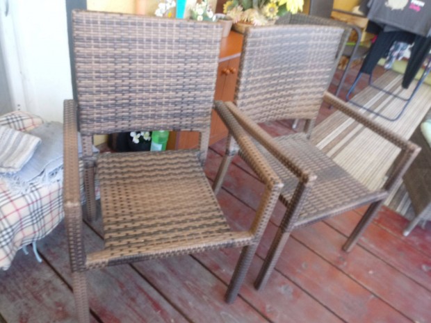 Műrattan szék 2 db