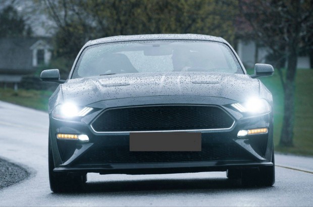 Mustang fnyszr pr