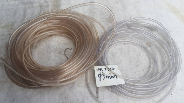 Müszaki vizcső 3 es 4 mm belső átmérőjű métere