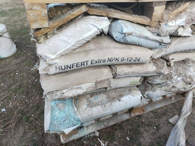 M�tr�gya K�lium super foszf�t �s nitrog�n 3-as kever�k