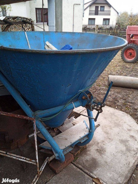 Mtrgyaszr 500 kg-os pneumatikus nyits-zrs