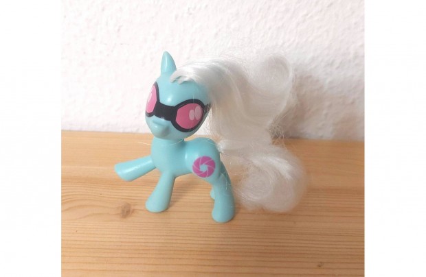 My little pony n kicsi pnim Photo finish pni figura
