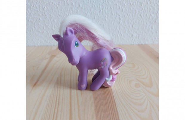 My little pony n kicsi pnim Wysteria pni figura 9 cm