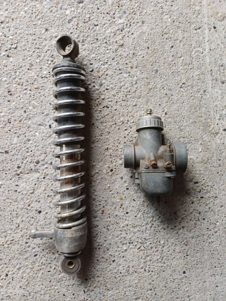 Mz 250es alkatr�szek elad�k