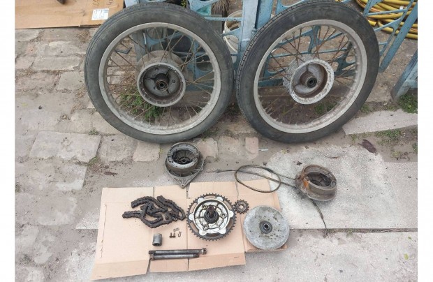 Mz Es 125 , 19 colos komplett kerék szett