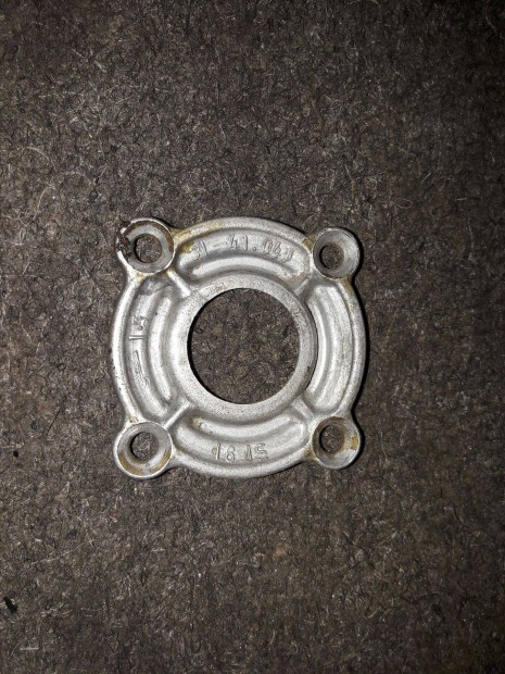 Mz Etz 125 / 150 f�tengely szimering h�z