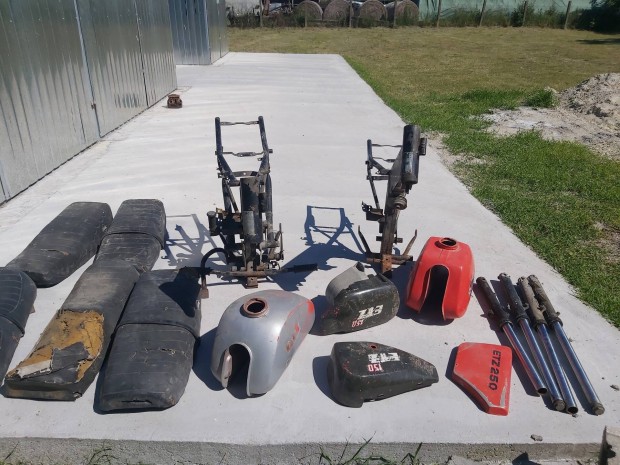 Mz Etz 150 közép sztenderd eladó